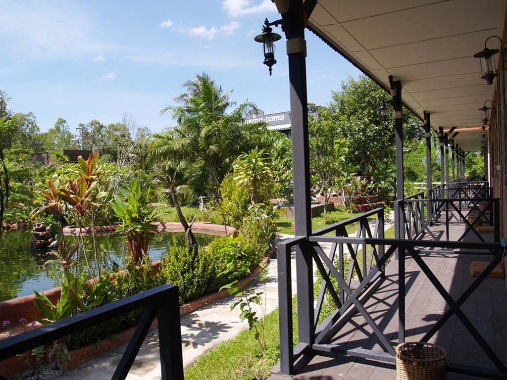 Cowboy Farm Resort Pattaya Ban Huai Yai エクステリア 写真
