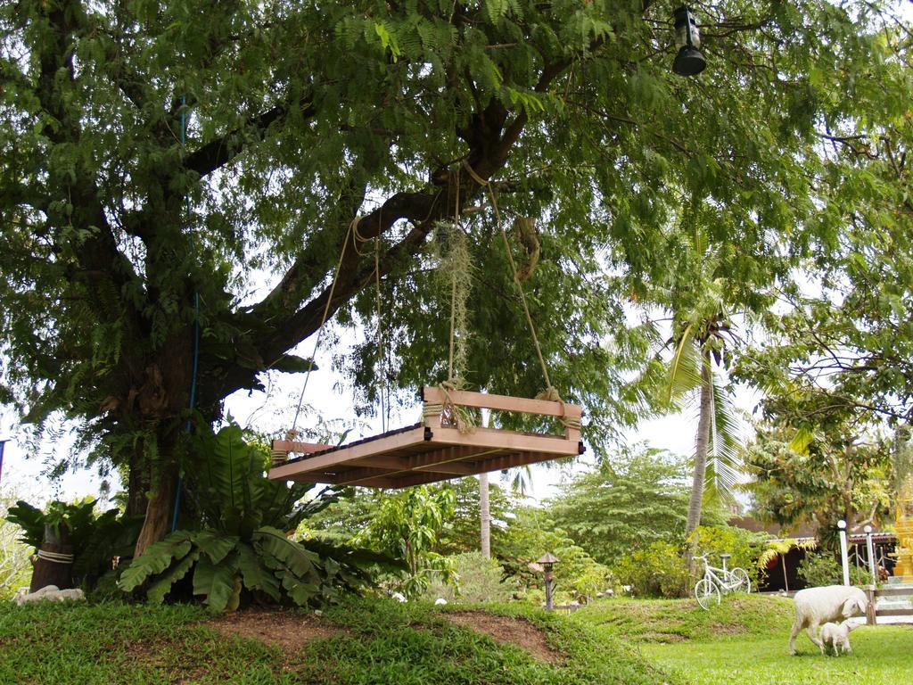 Cowboy Farm Resort Pattaya Ban Huai Yai エクステリア 写真