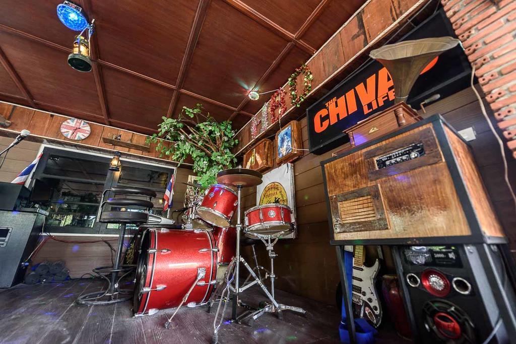 Cowboy Farm Resort Pattaya Ban Huai Yai エクステリア 写真