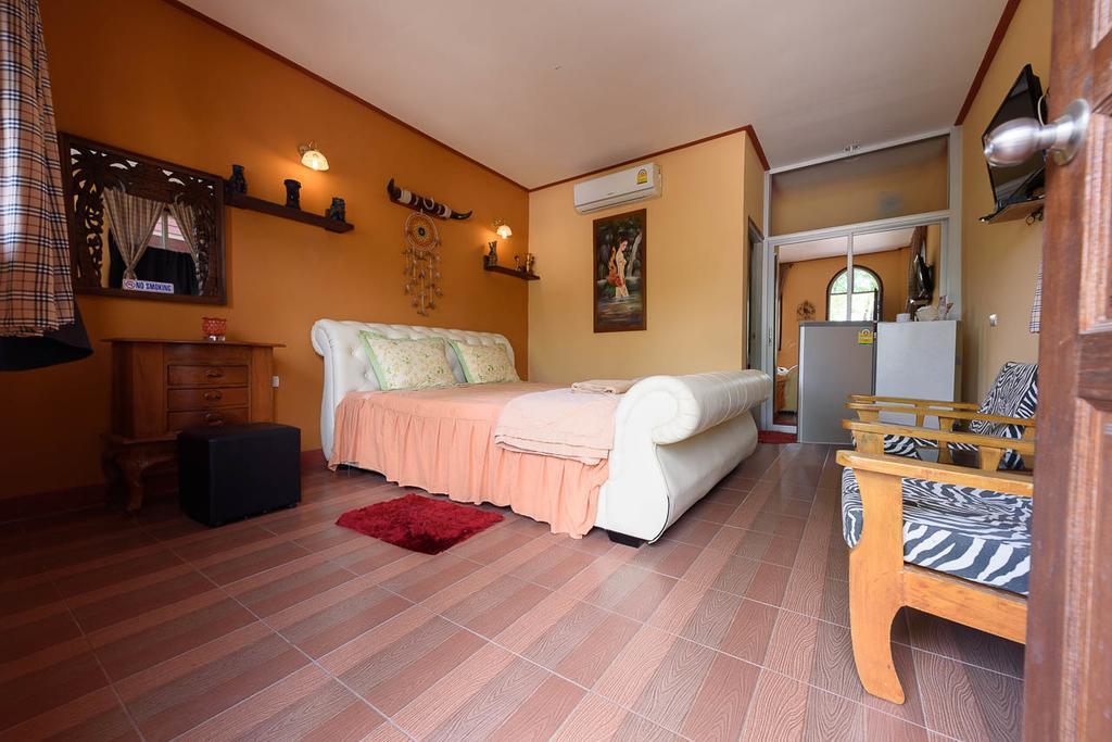 Cowboy Farm Resort Pattaya Ban Huai Yai エクステリア 写真